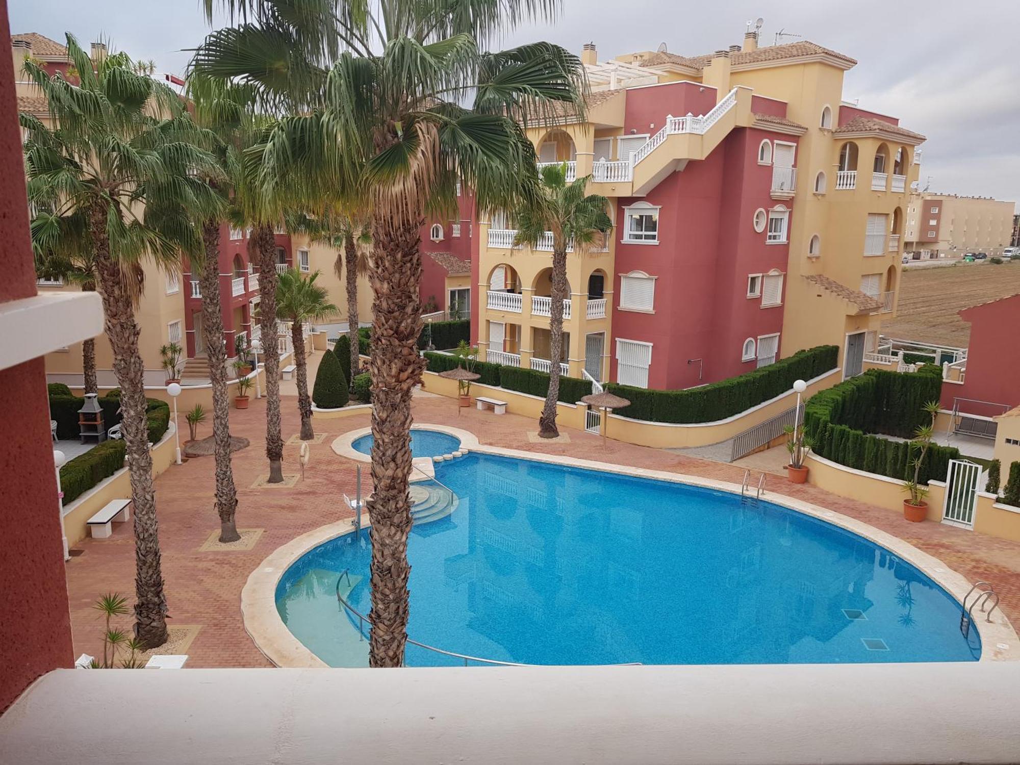 Spacious 3 Bedroom 2 Bathroom Apartment - Puerto Marina Complex لوس الكاثاريس المظهر الخارجي الصورة