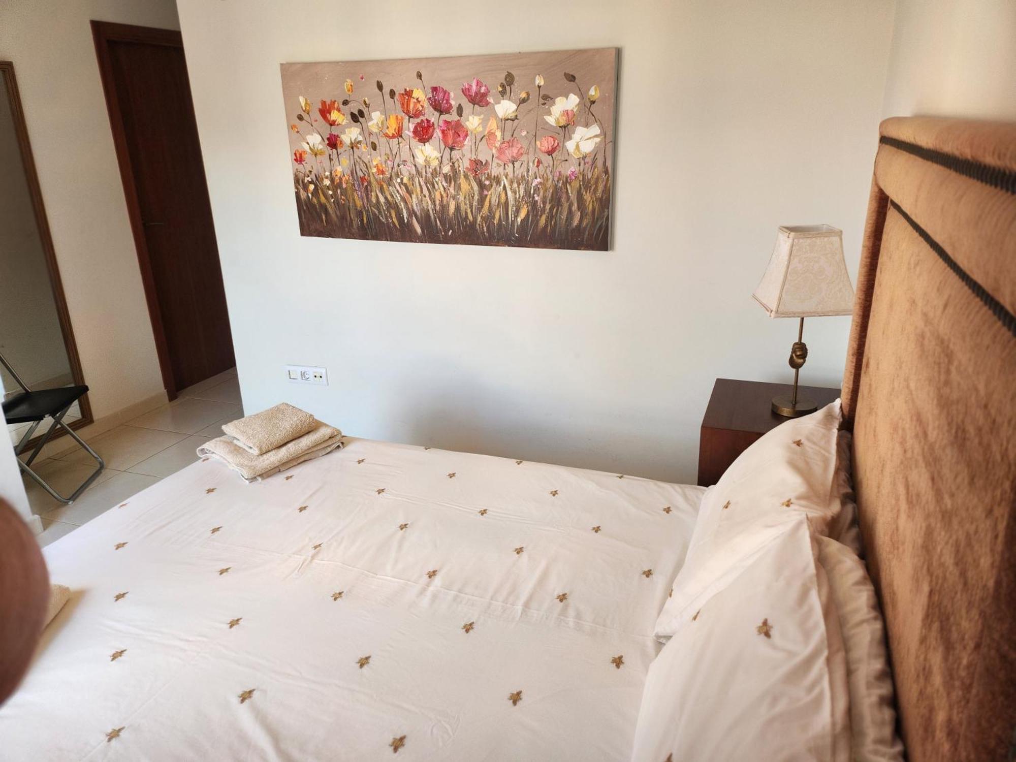 Spacious 3 Bedroom 2 Bathroom Apartment - Puerto Marina Complex لوس الكاثاريس المظهر الخارجي الصورة