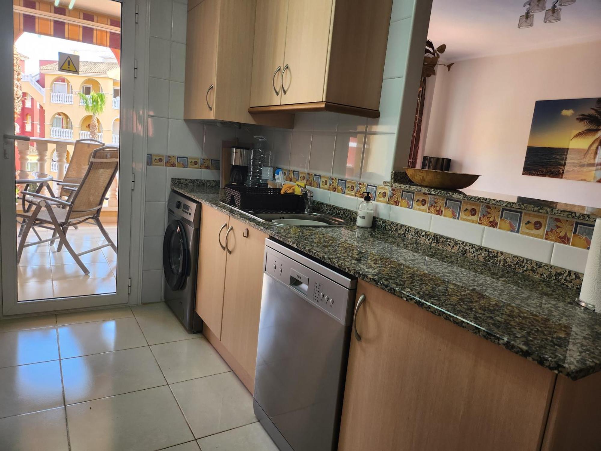 Spacious 3 Bedroom 2 Bathroom Apartment - Puerto Marina Complex لوس الكاثاريس المظهر الخارجي الصورة